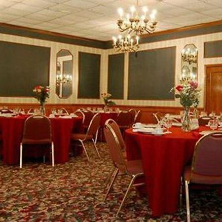 Red Carpet Inn & Suites Carneys Point/Wilmington Étterem fotó