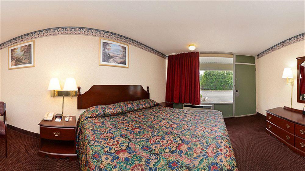 Red Carpet Inn & Suites Carneys Point/Wilmington Kültér fotó