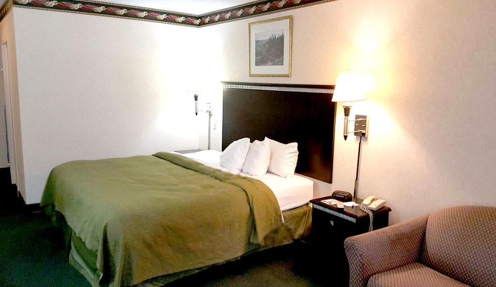 Red Carpet Inn & Suites Carneys Point/Wilmington Kültér fotó